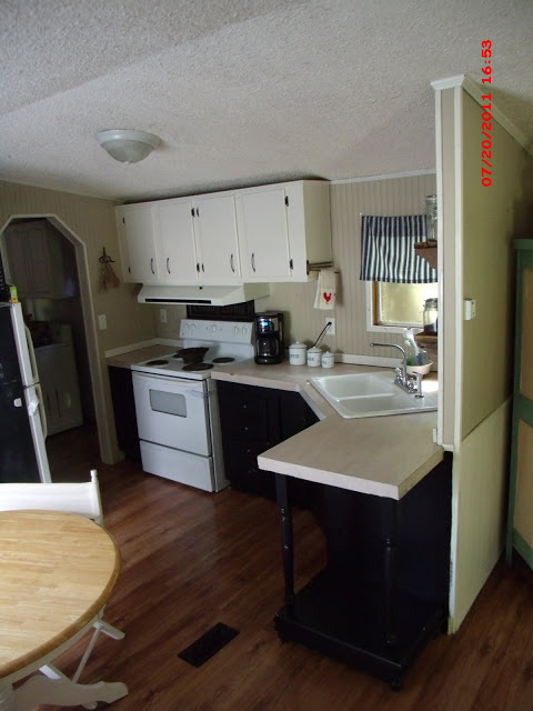 Beautiful Single Wide Makeover - Momma Hen's Manufactured home makeover