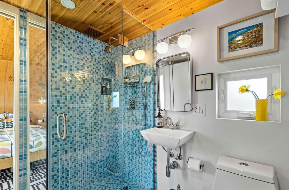 1954 rehabbed manufactured home bath