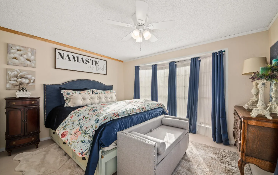 1987 bedroom