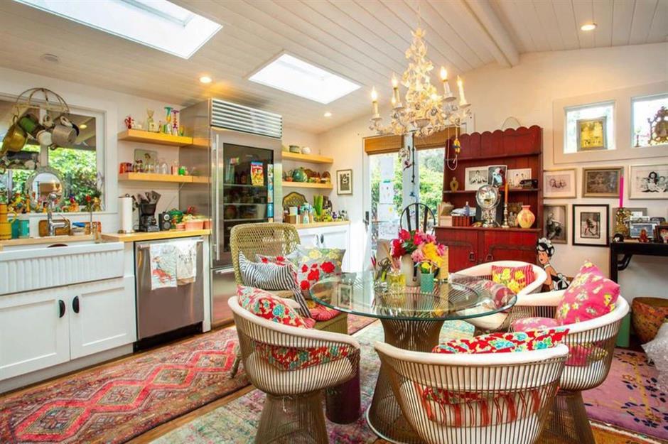 betsey johnsons paradise cove mobile home