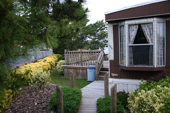 manufactured home porch designs-40 single wide mobile home decking design ideas