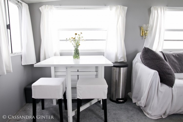 5th Wheel Camper Makeover Dining area