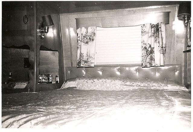 Vintage Trailer Parks and Campground Images-ATOMIC Hot Links Ft Benning GA 1953 or 55 bedroom