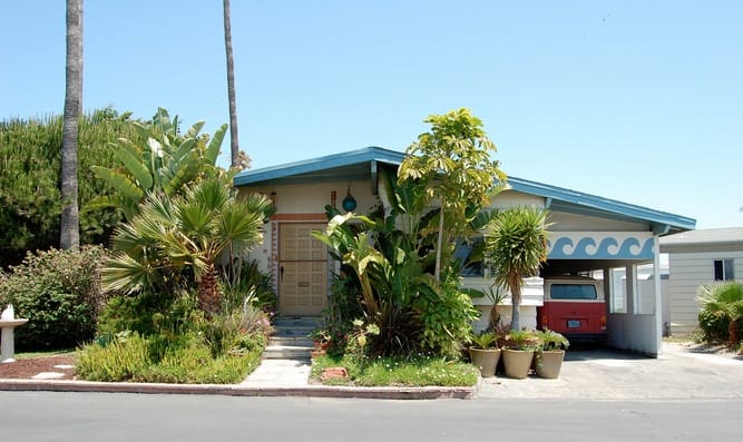 30 Great Mobile Home Exterior Ideas (29)