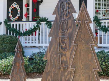 Christmas Tree made of wood with Nail head design - Cheap DIY Christmas Decorations