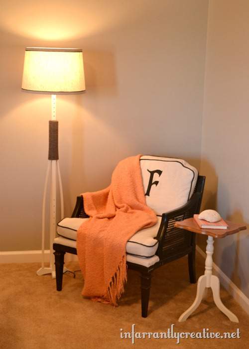 Crutches floor lamp DIY tutorial