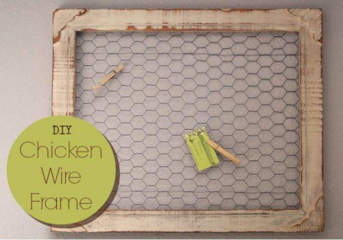 DIY Chicken Wire Frame Bulletin board - primitive country decor craft