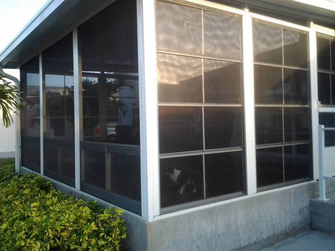 Florida double wide-FL Remodeled Manufactured Home Shines Bright (windows installed in screened room)