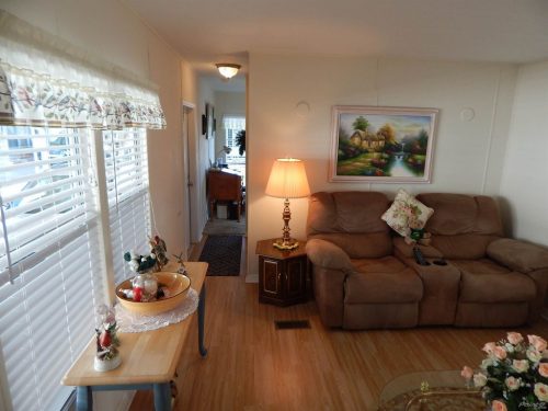 Favorite Craigslist mobile homes - May 2017 - 9900 dollar single wide