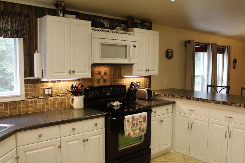 Fleetwood Manufactured Home Makeover Kitchen With Stone Backsplash