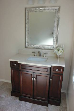 Fully Remodeled Manufactured Home in San Francisco - Bathroom 3