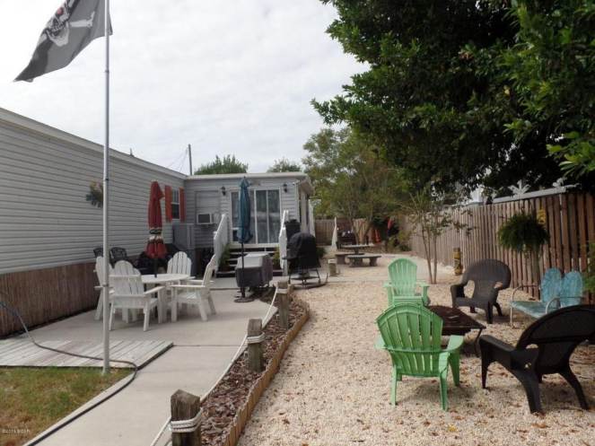 Gorgeous Single Wide Beach House - landscaping