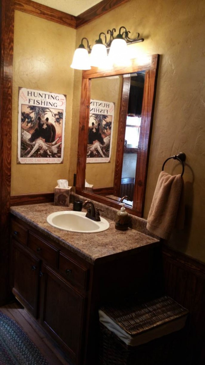 Manufactured Home After Rustic cabin Remodel - bathroom