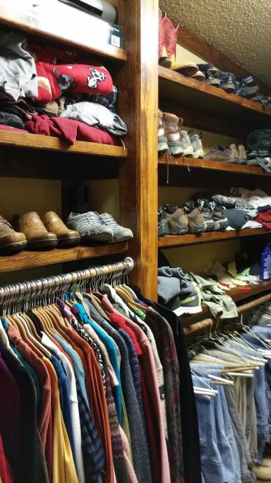 Manufactured Home Rustic Cabin Remodel - Master Closet