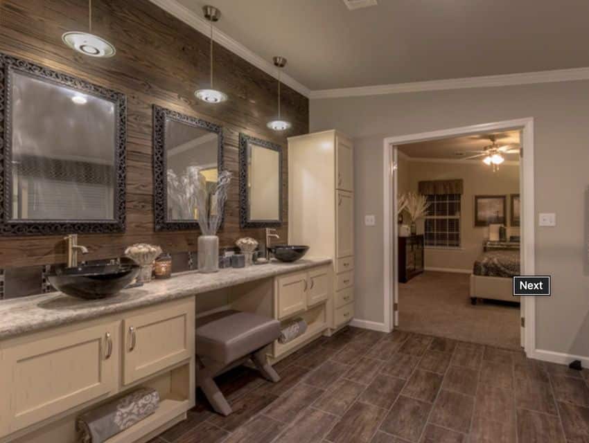 Palm Harbors La Belle Master Bathroom