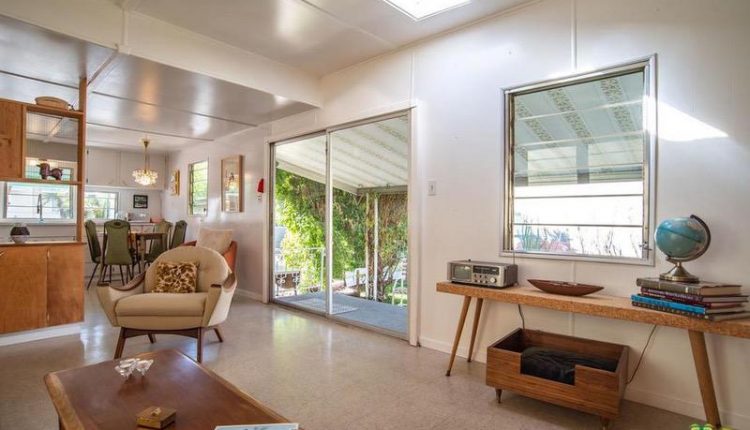 1962 Skyline is a Vintage Mobile Home Beauty - Sliding door in living room