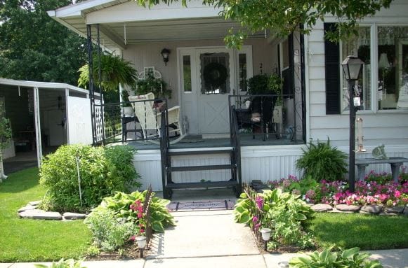 beautiful manufactured home porch