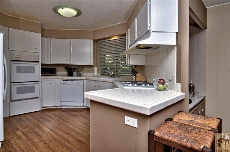 beautiful manufactured home tour - kitchen