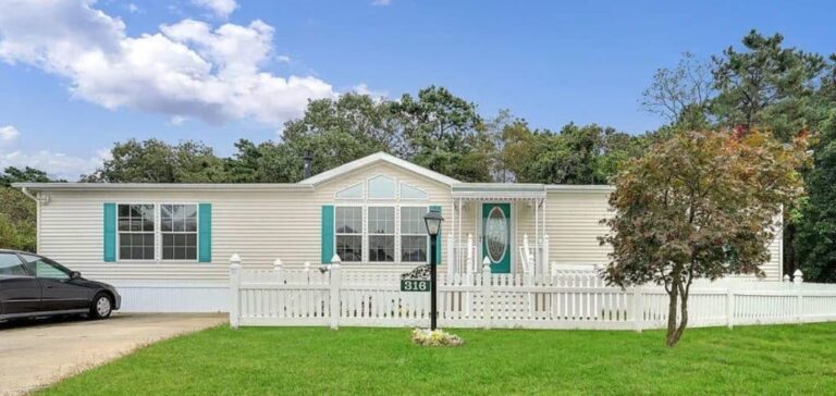 Shutters for Mobile Home Storm Safety