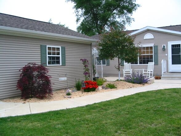 landscaping for a manufactured home