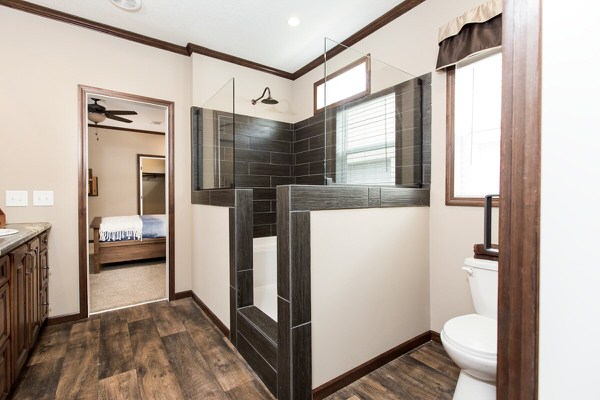 manufactured home design series-master bath 1