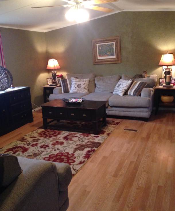manufactured home makeover (living room after)