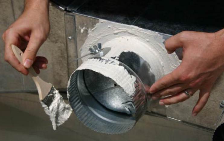 seal heating ducts-mastic seal of duct work