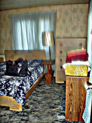 mobile home bedroom before