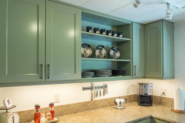 How to Update Mobile Home Cabinets