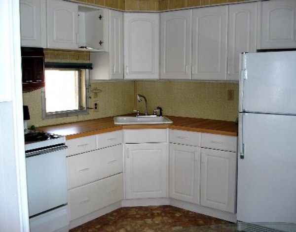 mobile home remodels-single wide interior before