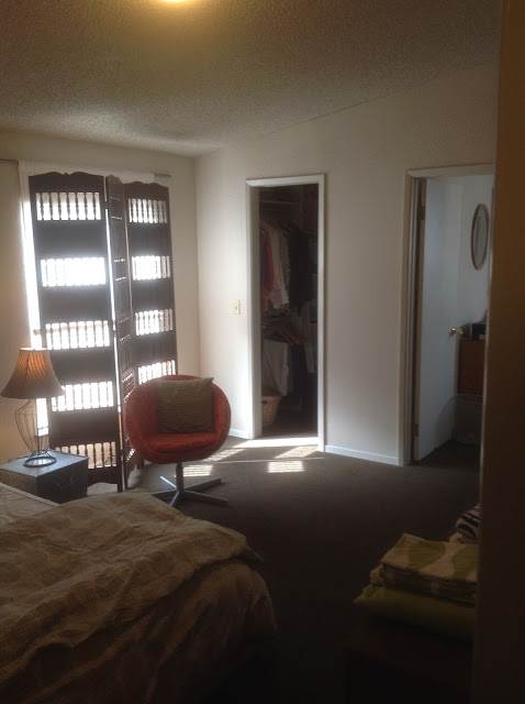 modern manufactured home remodel - master bedroom before