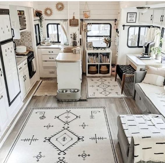 Fabulous 5th Wheel Camper Makeover