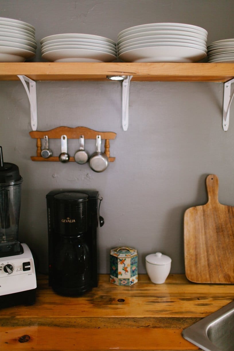 mobile home decor-modern kitchen in mobile home 2