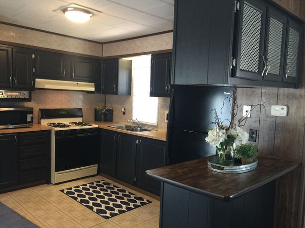 online mobile homes for sale-1979 Squire-kitchen