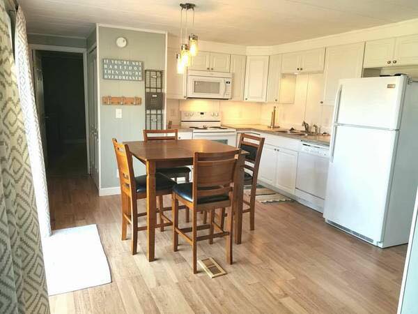 online mobile homes for sale-festival kitchen