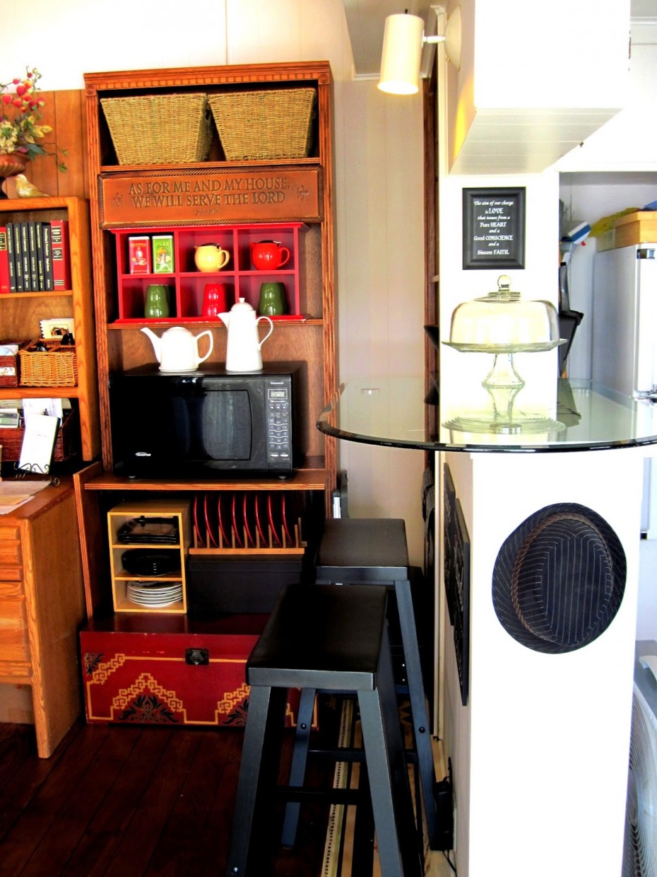 kitchen makeover in vintage mobile home
