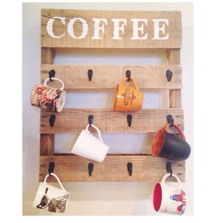 pallet projects-coffee cup holder