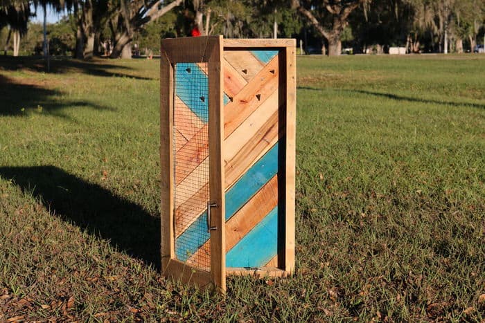 pallet projects-jewelry holder