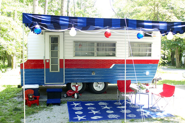 3 Cute Camper Decorating Ideas -exterior after