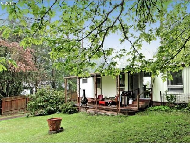 Beautiful Oregon single wide mobile home - exterior 