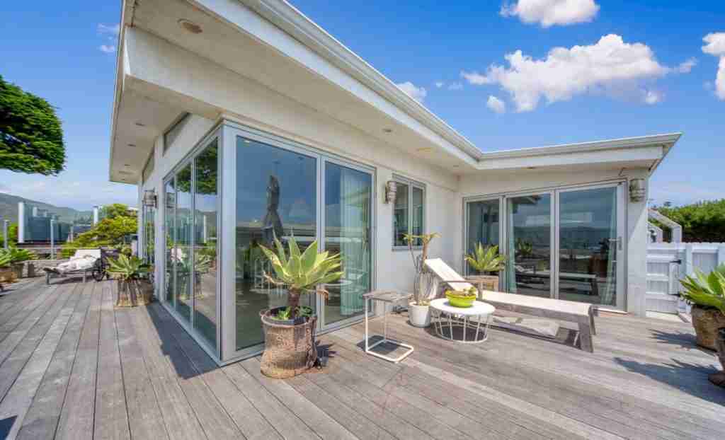 stunning manufactured home porch 1024x622