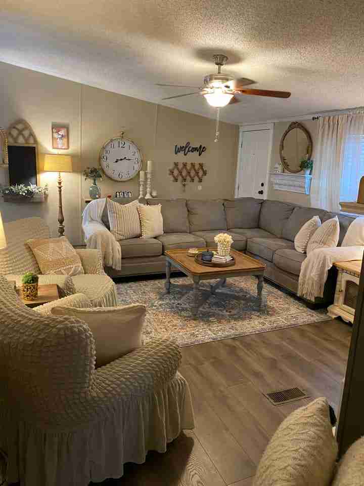tammie living room