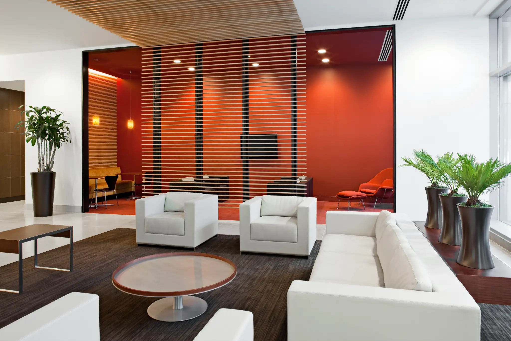 53741-sofa-and-chairs-in-office-waiting-area-2026-01-09-11-01-58-utc
