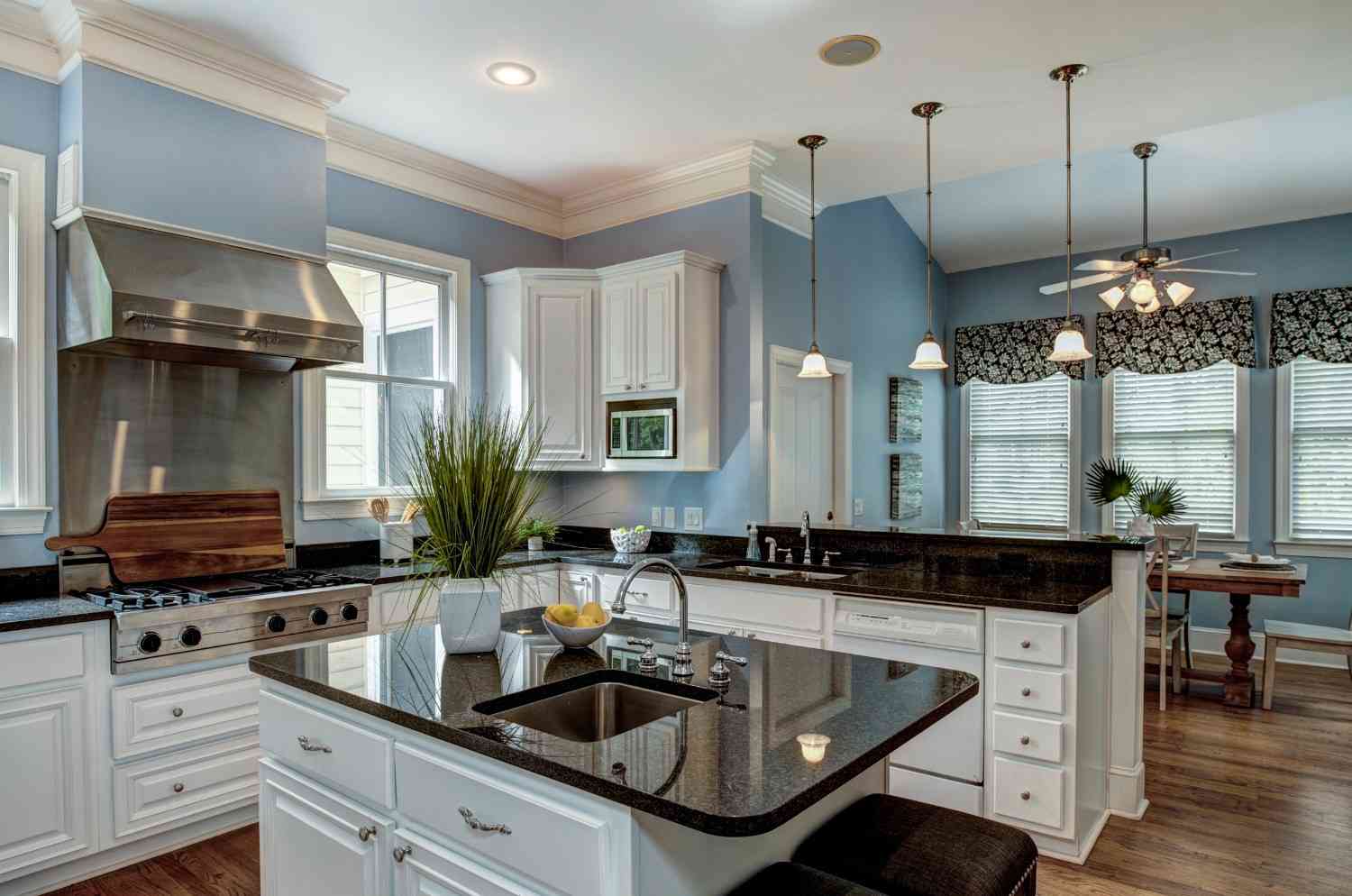 large-american-style-kitchen-and-dining-room-inter-2026-01-06-09-54-12-utc (1)
