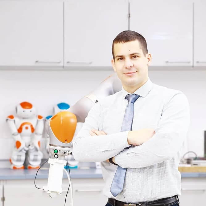 Iránytű a jövőbe – Dr. Haidegger Tamás előadása