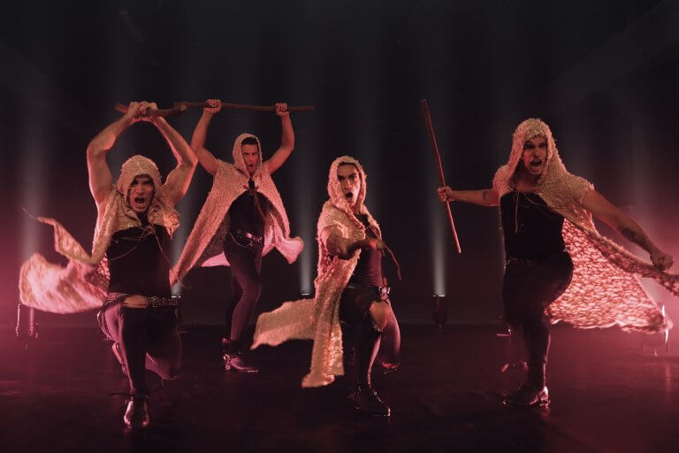 Fricska | RitmusAkrobaták