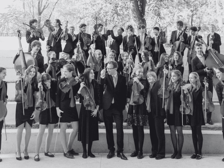 Karácsonyi zenés utazás a barokktól a filmzenéig