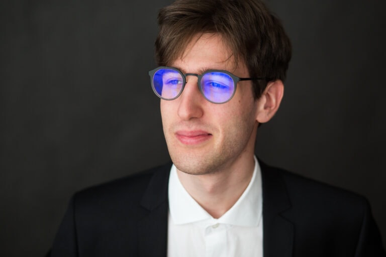 Altalena Young Artists – Híd feléd