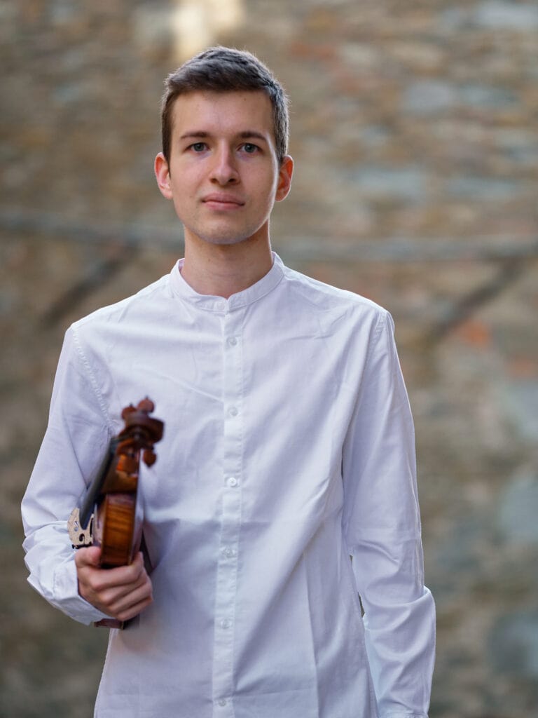 Altalena Young Artists – Híd feléd