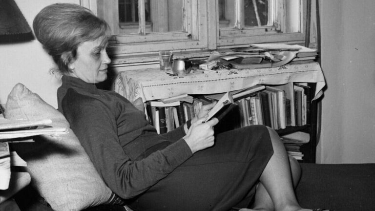 A költészet ünnepe a Hegyvidéken – irodalom, zene és közösség a költészet napján